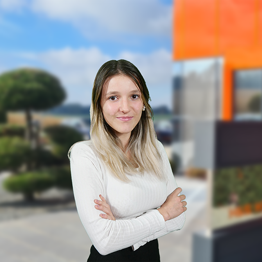 Lena Gusenleitner Apprentice